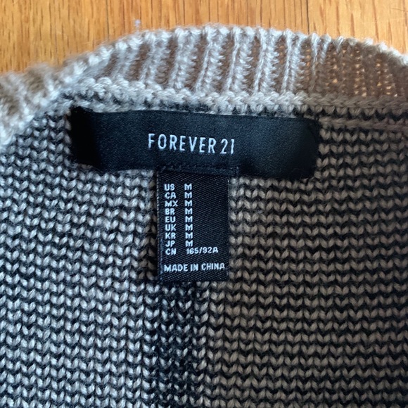 Sweater - Picture 2 of 2